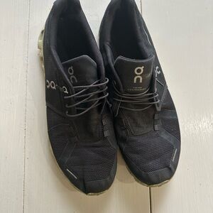 On Running Men's Black Athletic Shoes